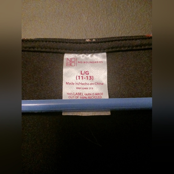 NO BOUNDARIES WOMEN'S LARGE SIZE 11-13 BLACK FLORAL SHORT SLEEVE SHIRT - Picture 3 of 3